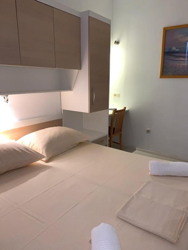 Apartments Center Baška Voda Buitenkant foto