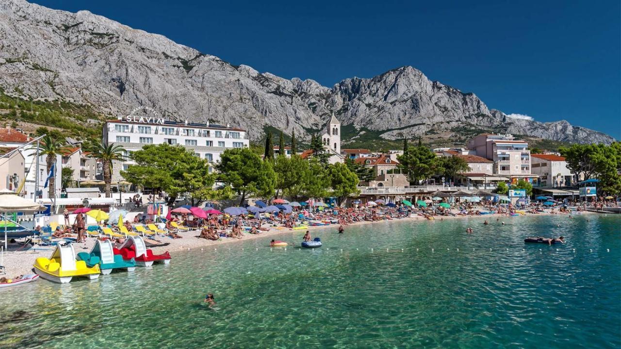 Apartments Center Baška Voda Buitenkant foto